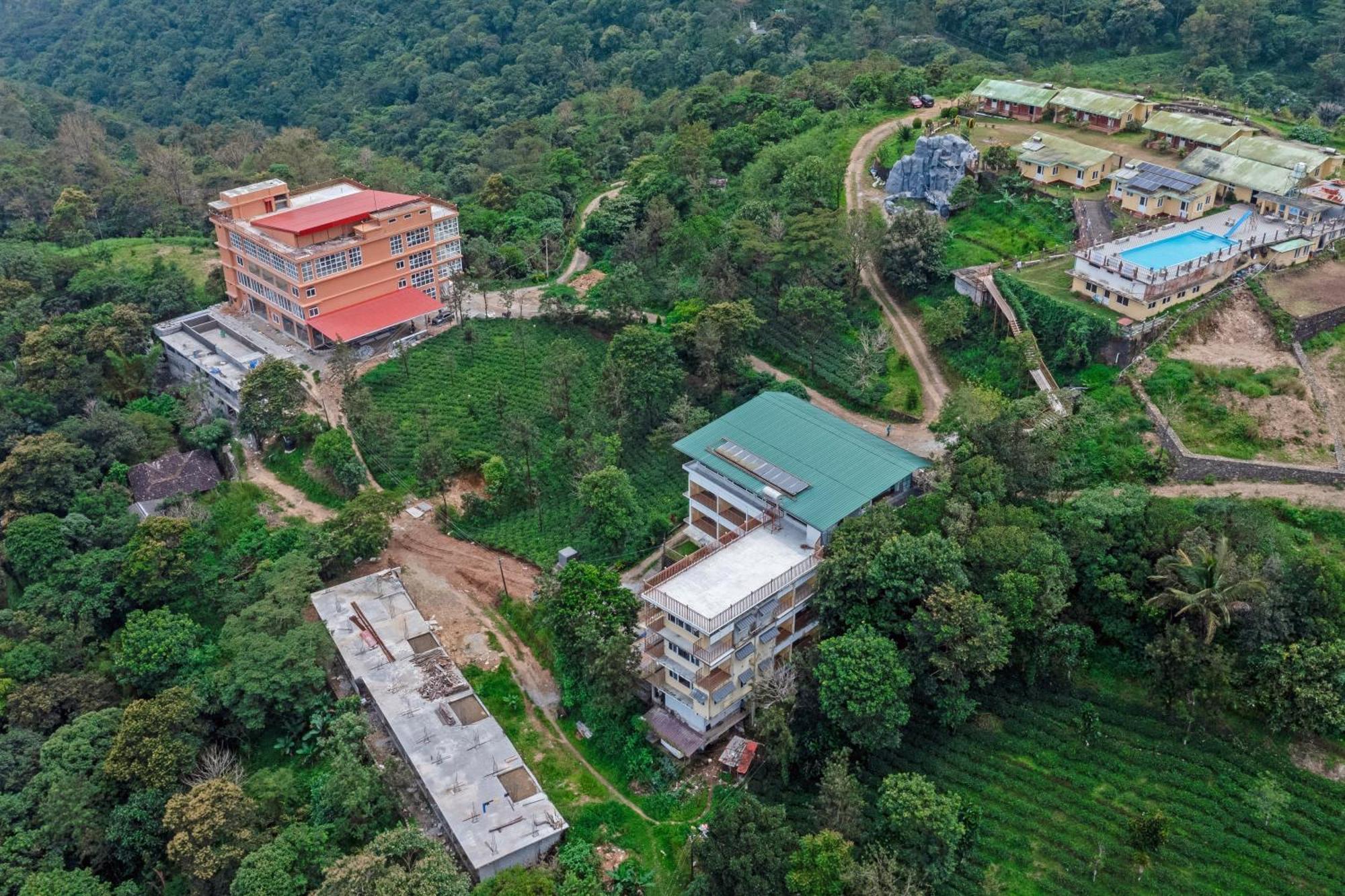 Pagoda Plantation Resort Pīrmed Buitenkant foto