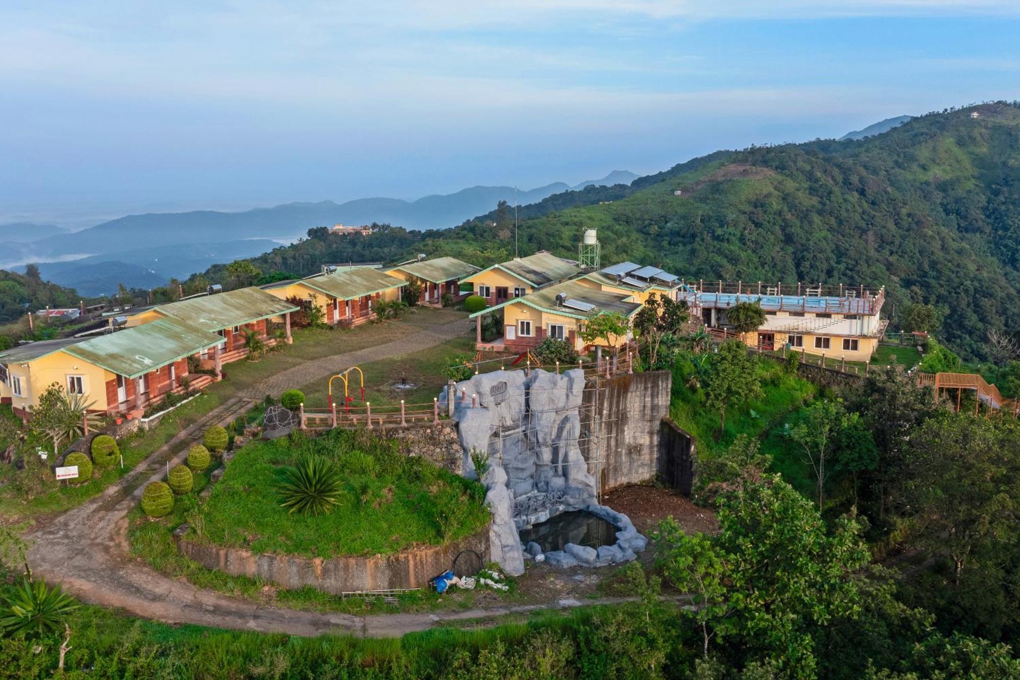 Pagoda Plantation Resort Pīrmed Buitenkant foto