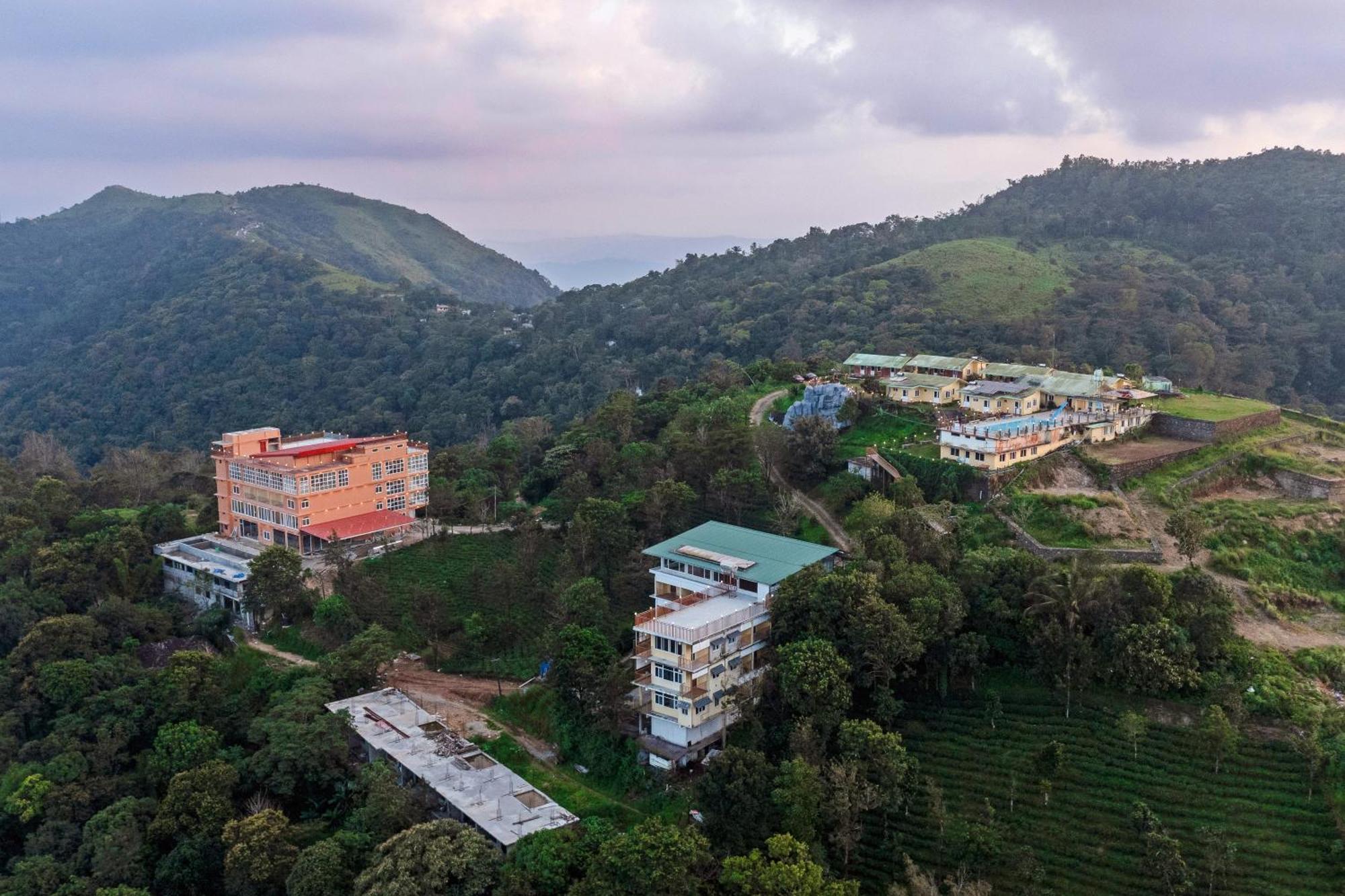 Pagoda Plantation Resort Pīrmed Buitenkant foto