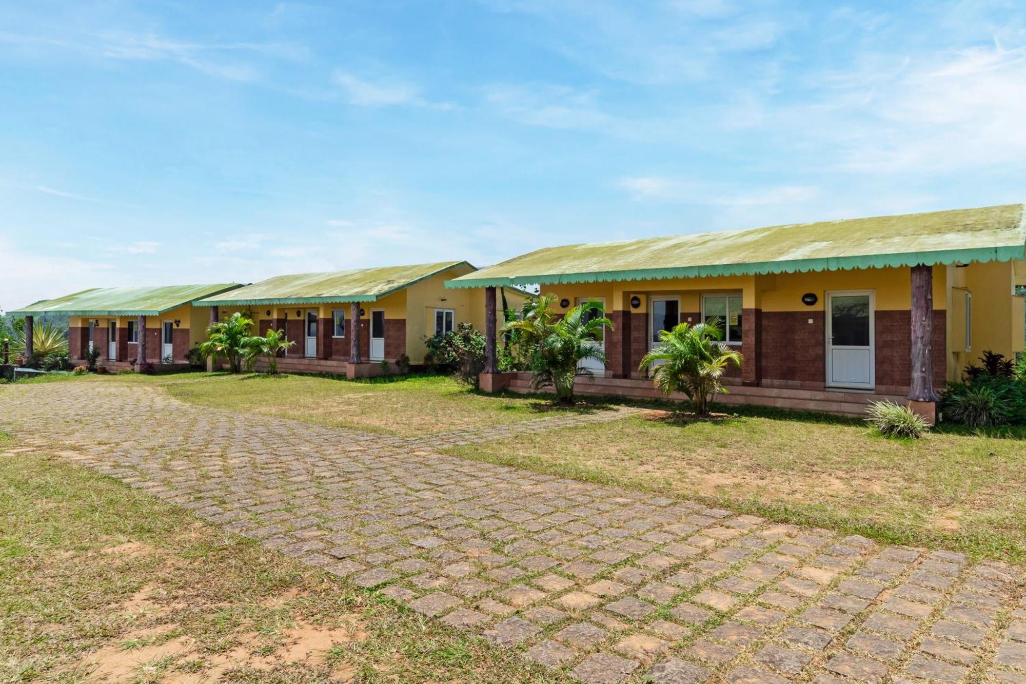 Pagoda Plantation Resort Pīrmed Buitenkant foto