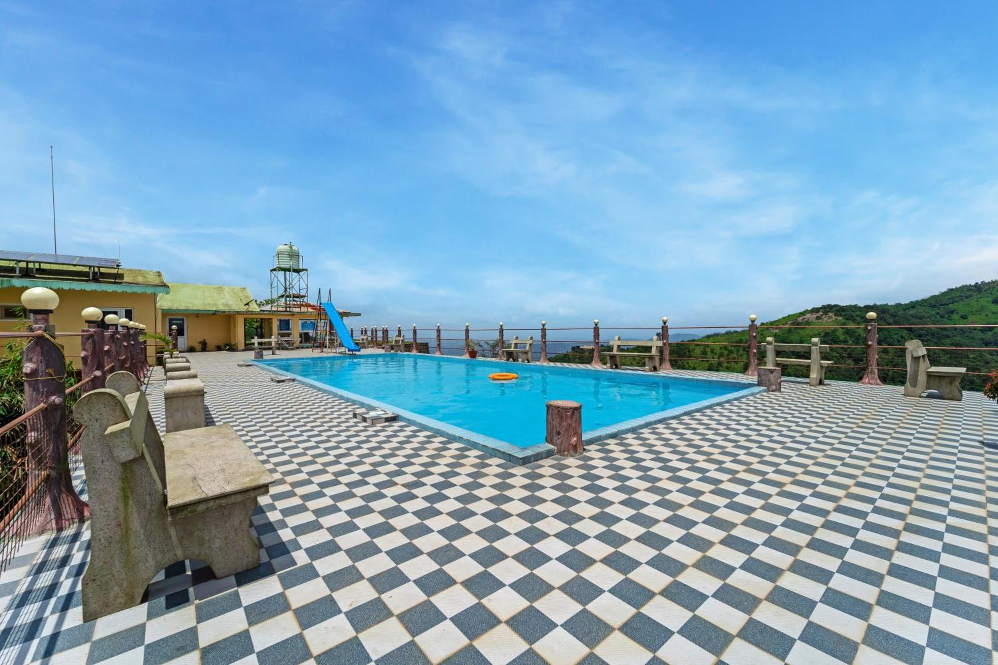Pagoda Plantation Resort Pīrmed Buitenkant foto